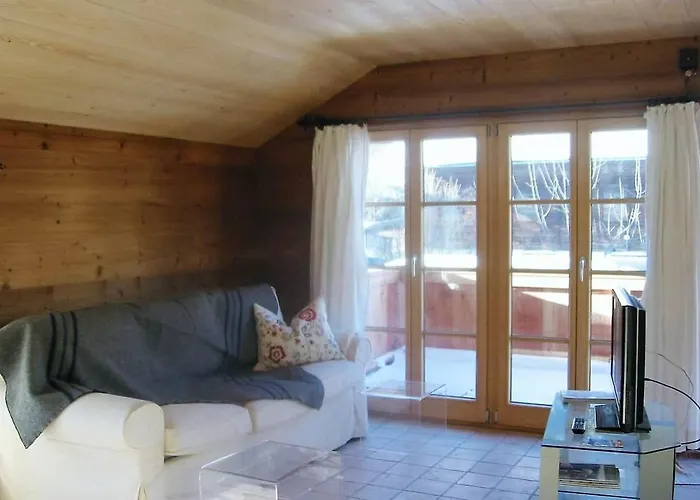Zirbenholzhaus Mit Sauna & Eingezaeuntem Garten