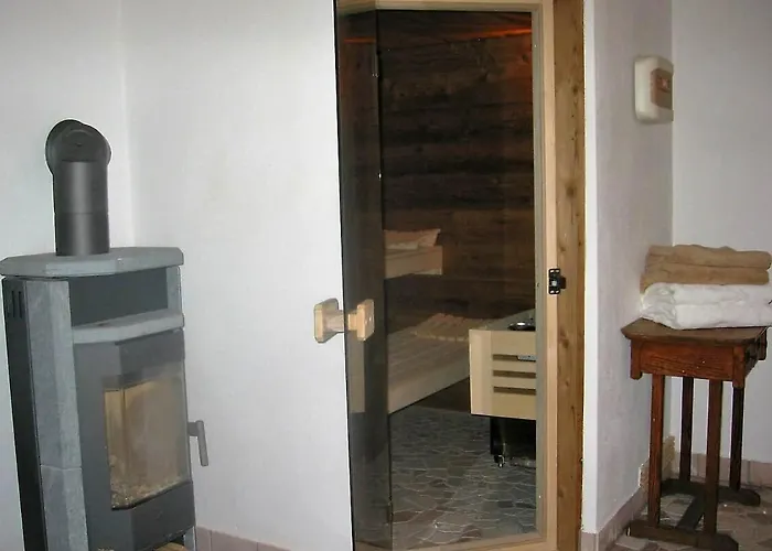 Zirbenholzhaus Mit Sauna & Eingezaeuntem Garten *